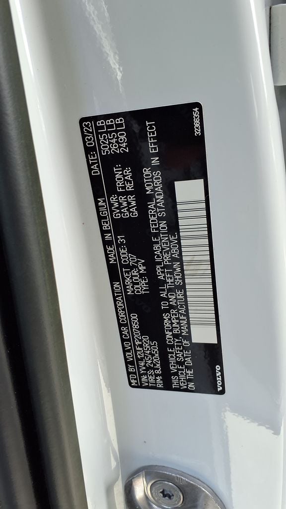 2023 Volvo XC40 Ultimate