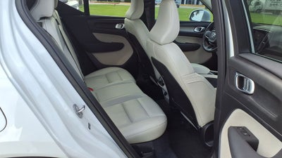 2023 Volvo XC40 Ultimate
