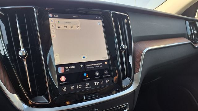 2025 Volvo V60 Cross Country B5 Plus