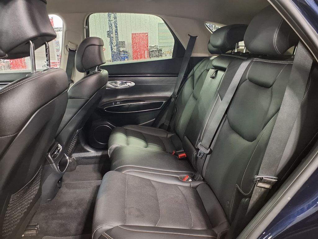 2025 Genesis GV70 2.5T