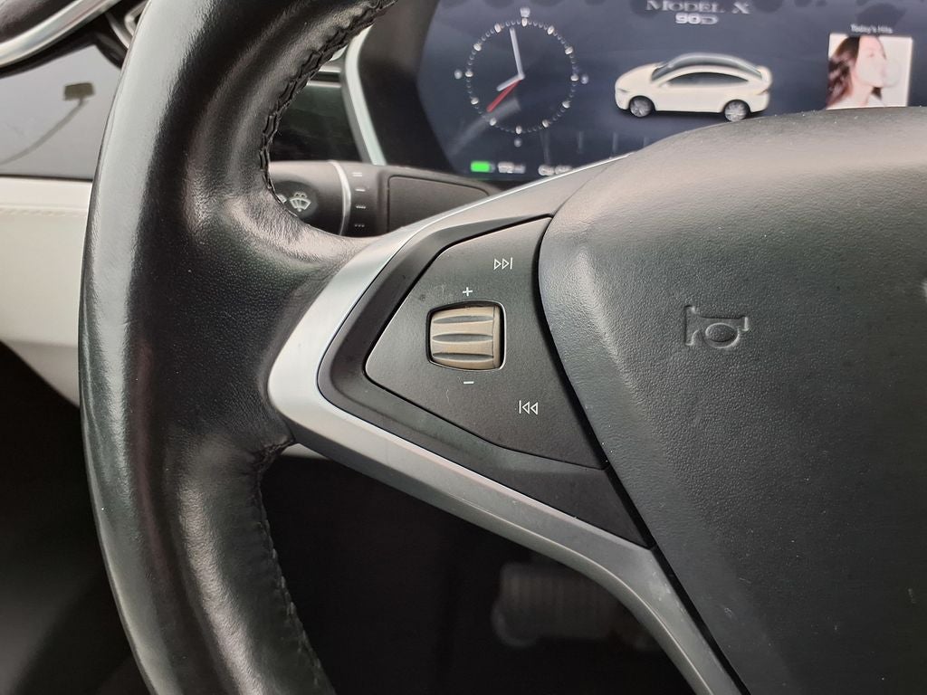 2017 Tesla Model X 90D