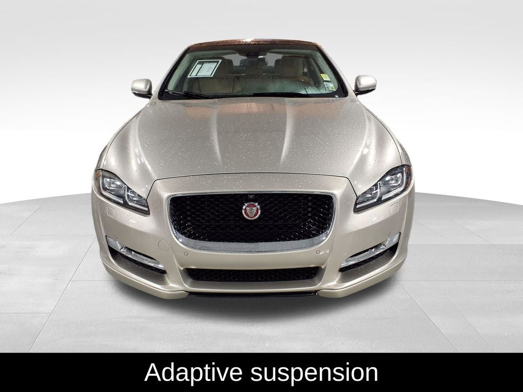 2016 Jaguar XJ R-Sport