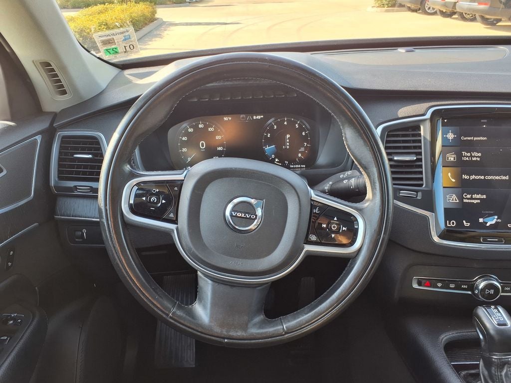 2020 Volvo XC90 T6 Momentum