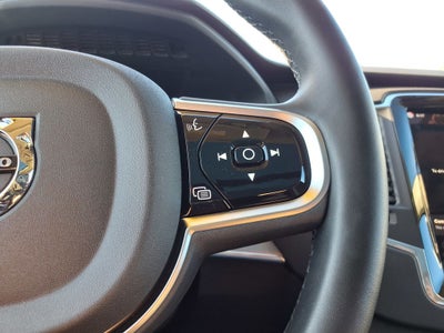 2025 Volvo XC90 B5 Core