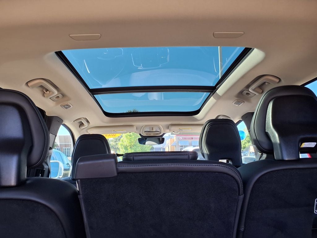 2025 Volvo XC90 B5 Core