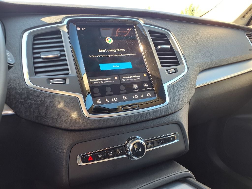 2025 Volvo XC90 B5 Core