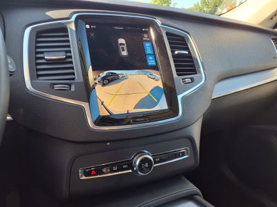 2025 Volvo XC90 B5 Core