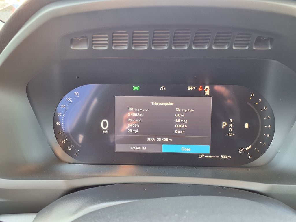 2025 Volvo XC90 B5 Core