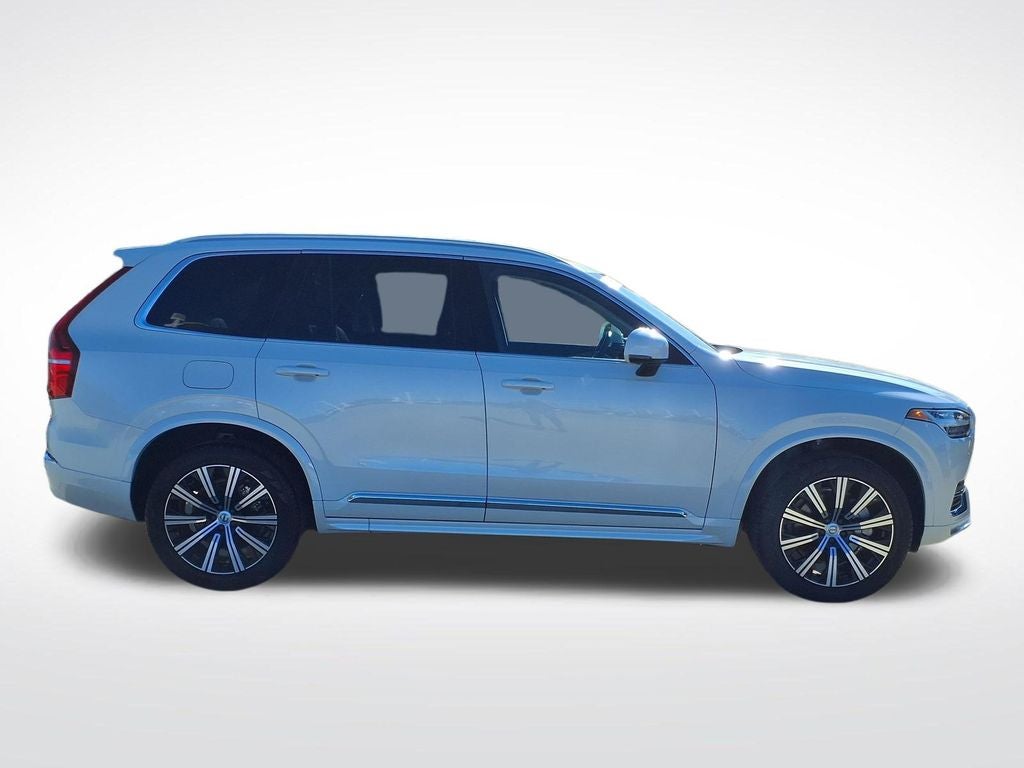 2025 Volvo XC90 B5 Core