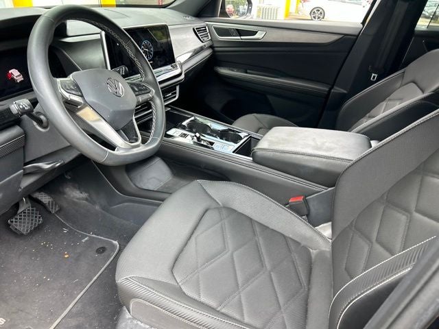 2024 Volkswagen Atlas Cross Sport 2.0T SE w/Technology
