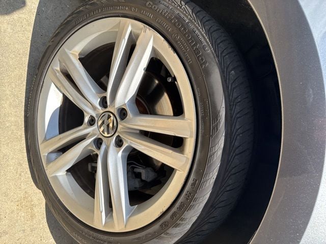 2015 Volkswagen Passat TDI SEL Premium