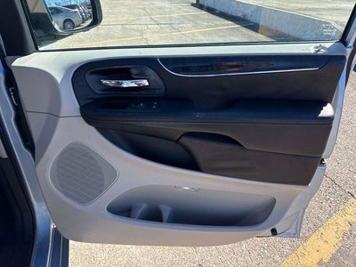 2012 Chrysler Town & Country Touring-L