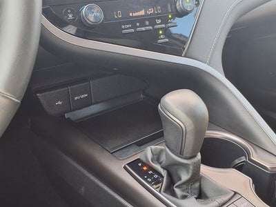 2024 Toyota Camry Hybrid SE