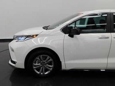 2023 Toyota Sienna XSE 7 Passenger