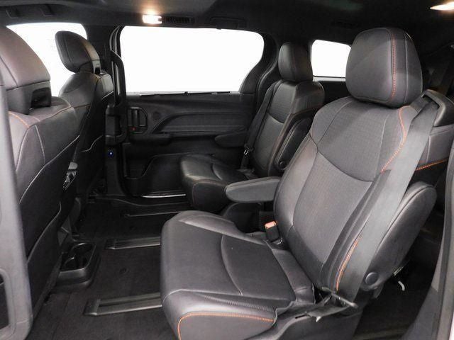 2023 Toyota Sienna XSE 7 Passenger