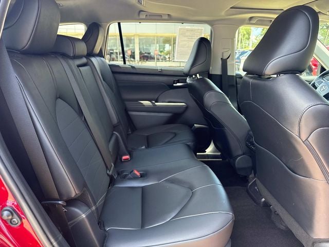 2026 Toyota Highlander Hybrid XLE