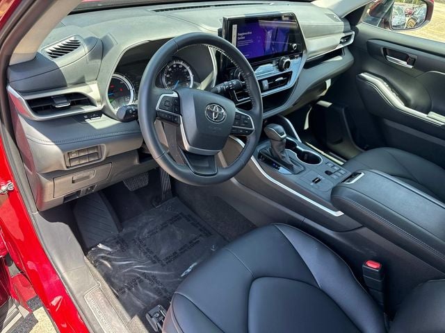 2026 Toyota Highlander Hybrid XLE