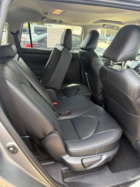 2026 Toyota Highlander Hybrid XLE