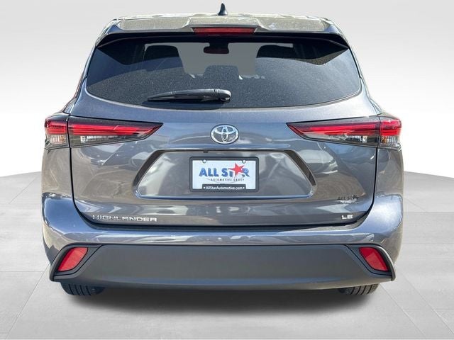 2024 Toyota Highlander LE