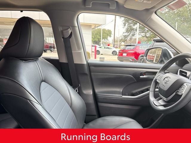 2025 Toyota Highlander XLE