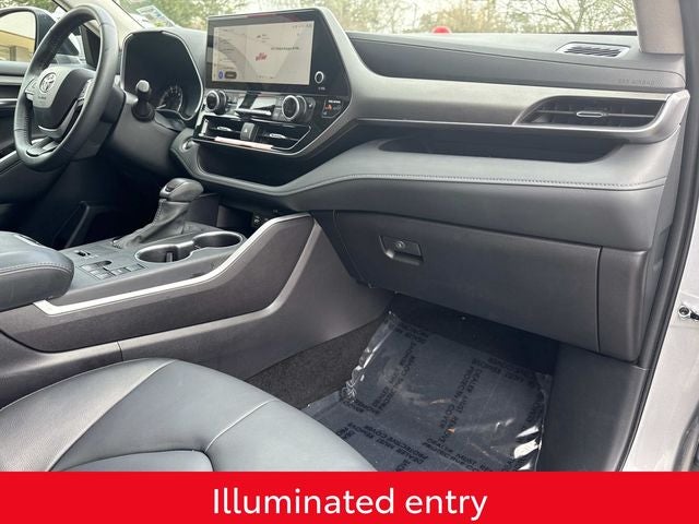 2025 Toyota Highlander XLE