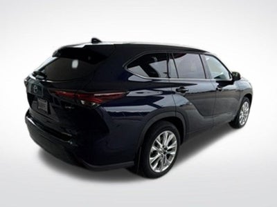 2026 Toyota Highlander Hybrid Limited