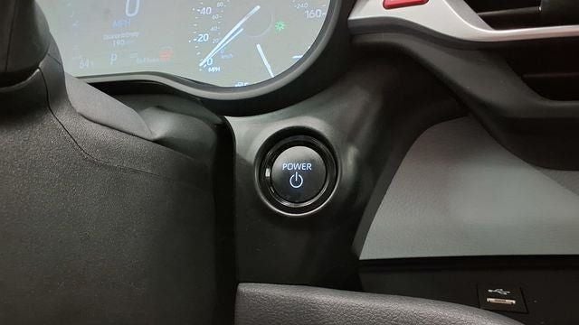 2025 Toyota Sienna XLE 8 Passenger