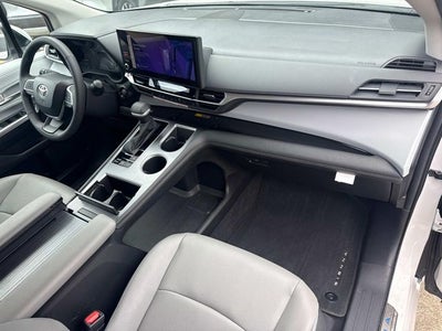 2026 Toyota Sienna XLE 7 Passenger