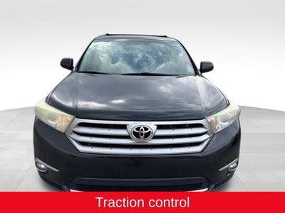 2013 Toyota Highlander SE