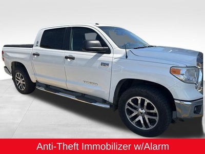 2017 Toyota Tundra SR5