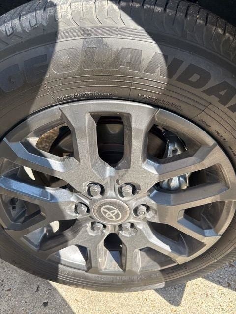 2025 Toyota Tundra Hybrid Platinum