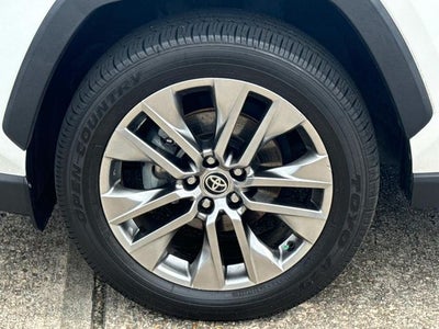 2020 Toyota RAV4 XLE Premium