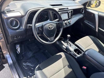 2017 Toyota RAV4 LE