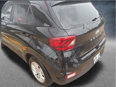 2025 Hyundai Venue SE