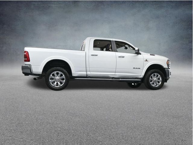 2022 RAM 3500 Laramie 20" Wheels Leather-Trimmed Seats
