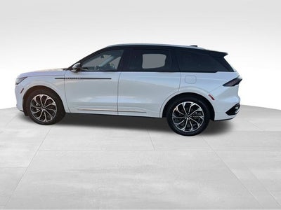 2024 Lincoln Nautilus Reserve